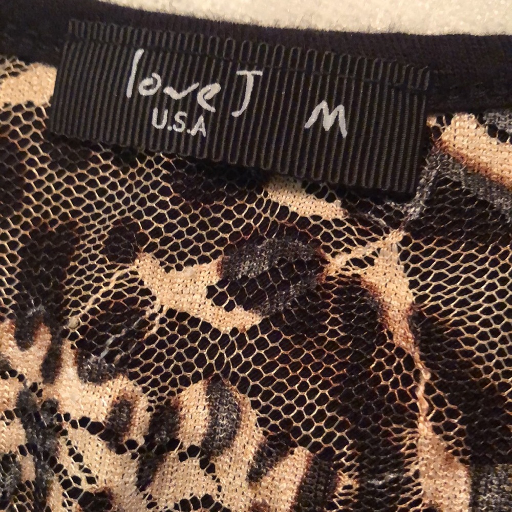 Love J open shoulder sparkle embellished leopard heart ripped back over 🐆 lace - Picture 9 of 11